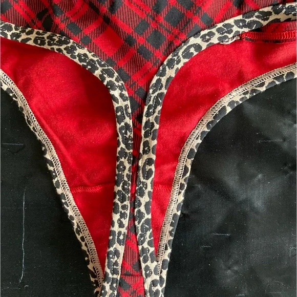 Victoria’s Secret Strappy Plaid Thong NWT - Picture 9 of 12